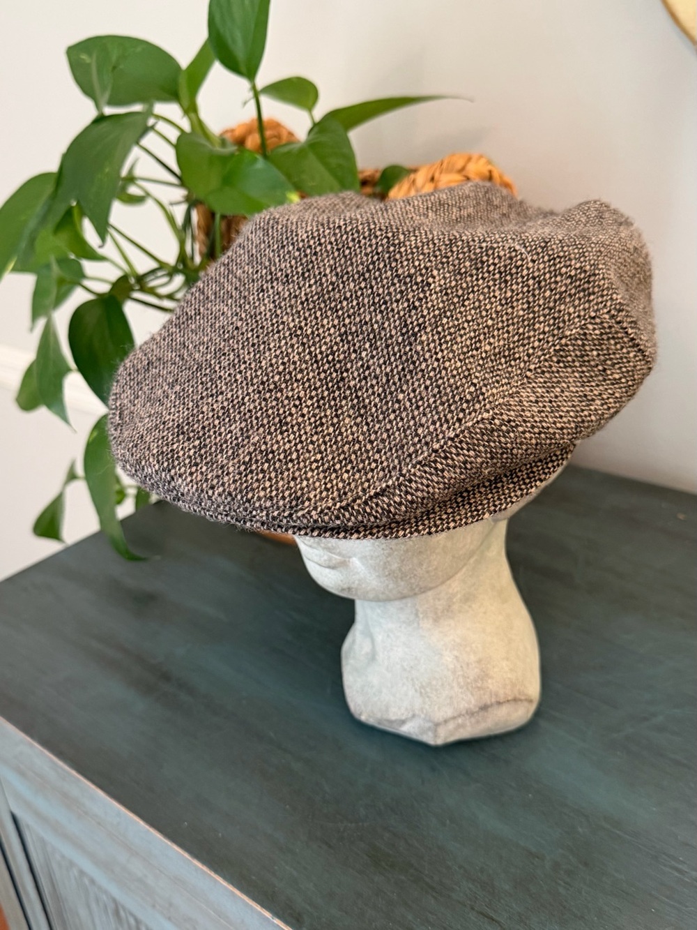 Vintage ADAM flat cap/newsboy hat. Herringbone wool blend